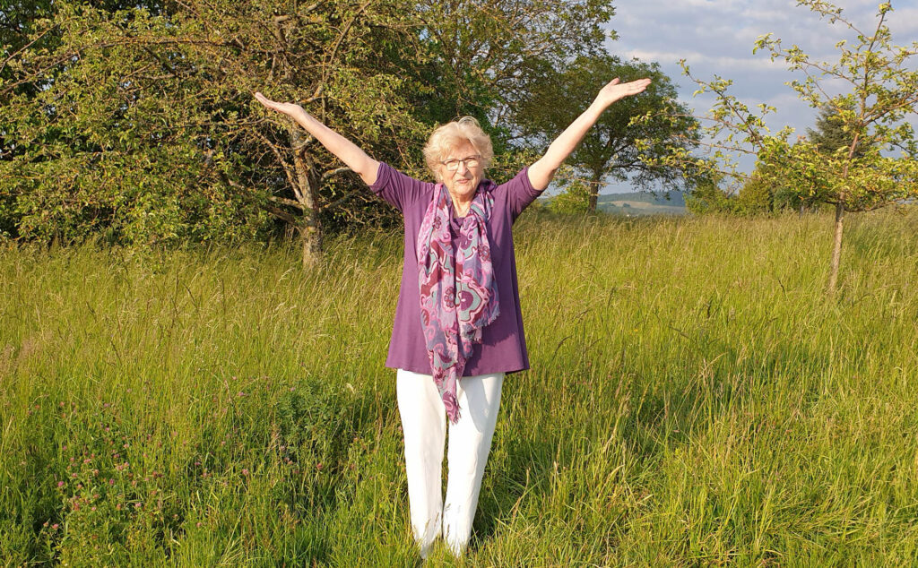 Feedback Conny Krause Hui Chun Gong Online-Kurs – Verjüngung pur mit Waltraud Bogdanski (Qigong)